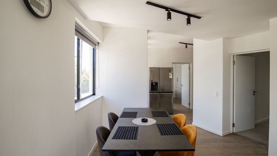 2 Bedroom Property for Sale in Claremont Western Cape